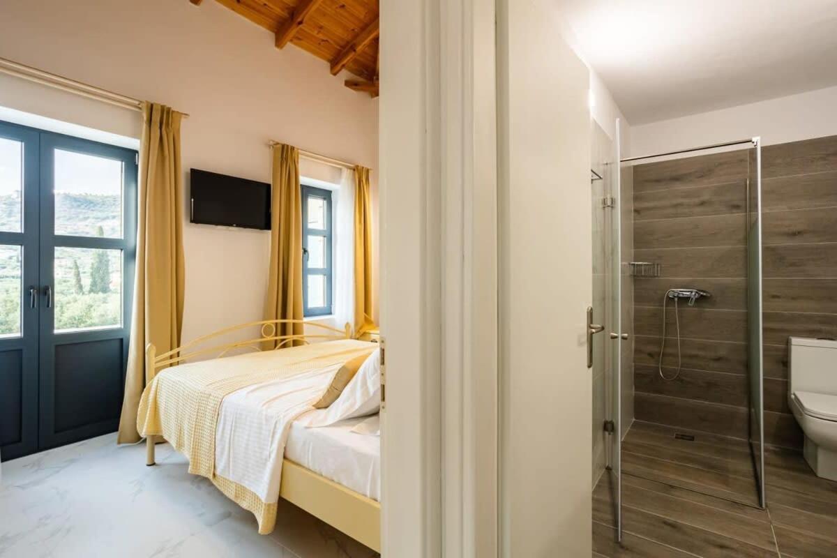 Mani Stone Built Home A Breath Away To The Sea Stoupa Exterior photo