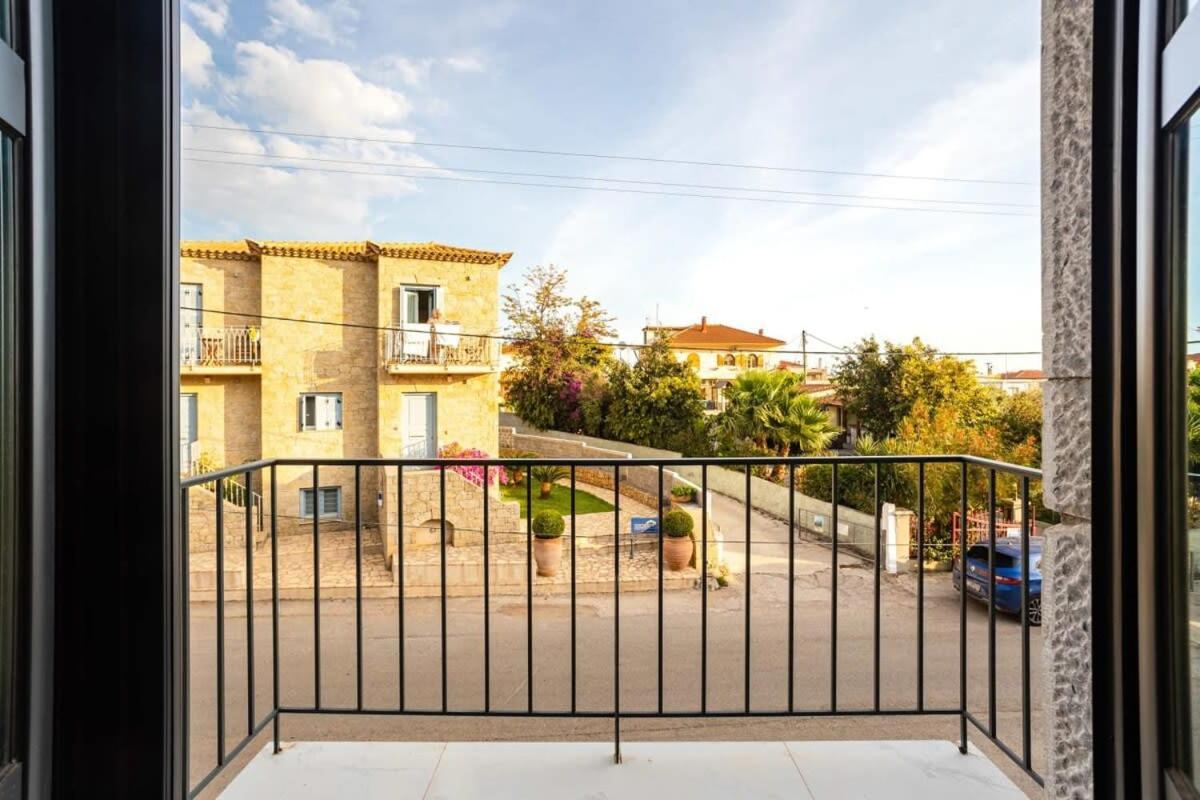 Mani Stone Built Home A Breath Away To The Sea Stoupa Exterior photo